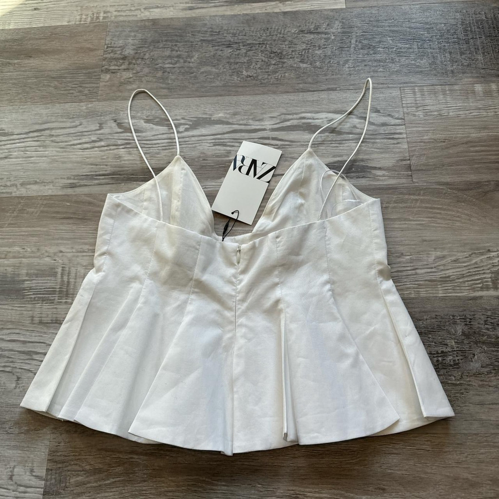blouses - Picture 5 of 7